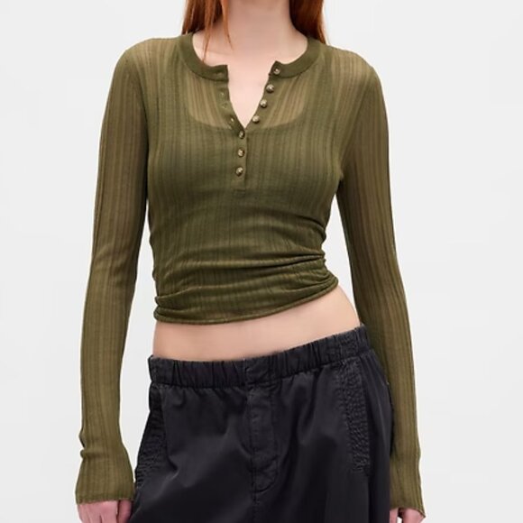 Gap Sheer Rib Henley Sweater in Olive (Size S) - NEW with tags - Picture 1 of 5
